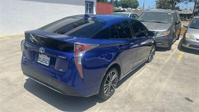 2017 Toyota Prius ESTA EN EL TALLER DESISTIMIENTO - Photo 4 - Lakewood, CA 90715