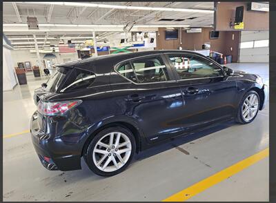 2017 Lexus CT 200h - Photo 5 - Lakewood, CA 90715