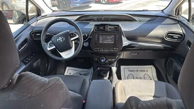 2018 Toyota Prius - Photo 6 - Lakewood, CA 90715