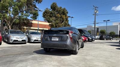 2018 Toyota Prius - Photo 5 - Lakewood, CA 90715