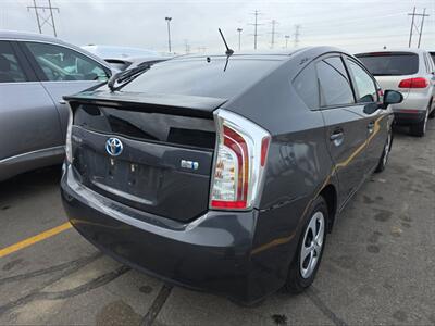 2015 Toyota Prius   - Photo 2 - Lakewood, CA 90715