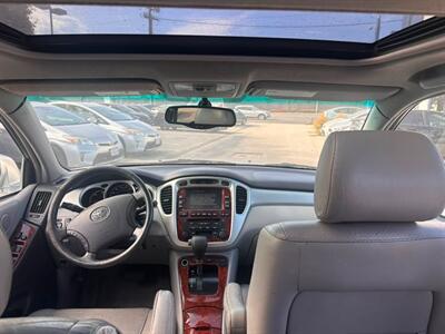 2006 Toyota Highlander Hybrid - Photo 8 - Lakewood, CA 90715