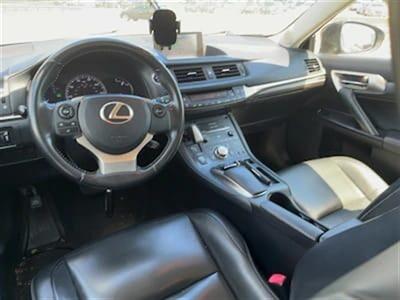 2014 Lexus CT 200h - Photo 10 - Lakewood, CA 90715