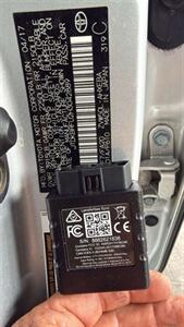 2017 Toyota Prius   - Photo 4 - Lakewood, CA 90715