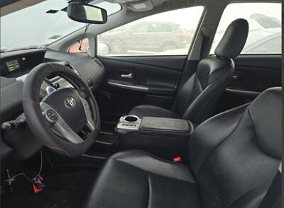 2017 Toyota Prius v   - Photo 3 - Lakewood, CA 90715