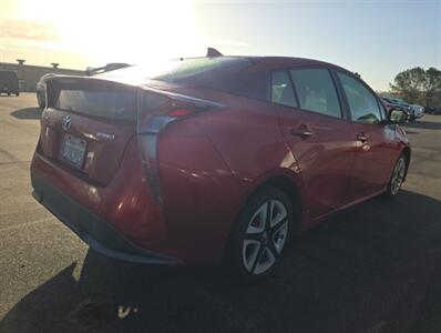 2017 Toyota Prius   - Photo 5 - Lakewood, CA 90715