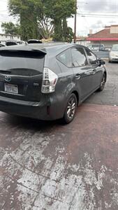 2013 Toyota Prius v 04/25/2026 VENTA JENIFER A. KEY #29   - Photo 2 - Lakewood, CA 90715