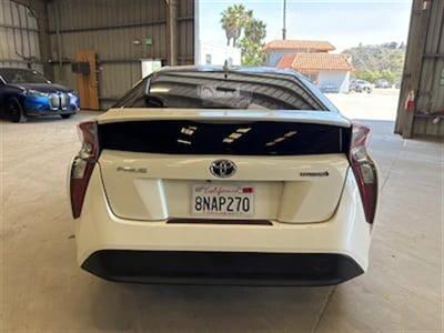 2016 Toyota Prius   - Photo 6 - Lakewood, CA 90715