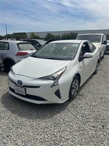 2016 Toyota Prius   - Photo 1 - Lakewood, CA 90715