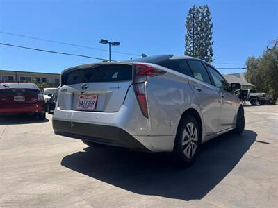 2017 Toyota Prius *   - Photo 4 - Lakewood, CA 90715