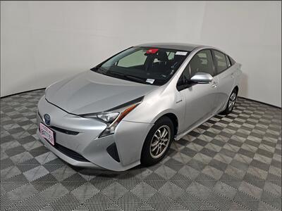 2017 Toyota Prius Two   - Photo 1 - Lakewood, CA 90715