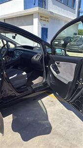 2014 Toyota Prius   - Photo 7 - Lakewood, CA 90715