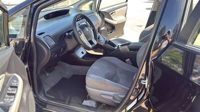 2014 Toyota Prius   - Photo 9 - Lakewood, CA 90715