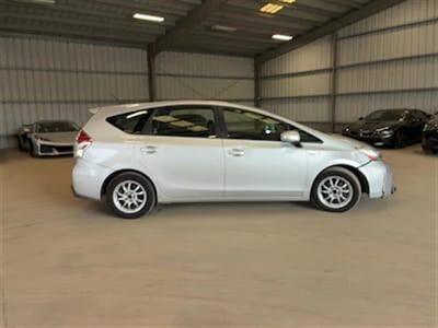 2015 Toyota Prius v 04/24/2026 VENTA OLGA   - Photo 3 - Lakewood, CA 90715