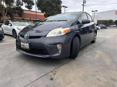 2015 Toyota Prius Three - Photo 2 - Lakewood, CA 90715