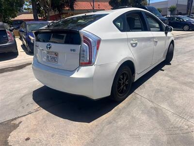 2015 Toyota Prius *   - Photo 8 - Lakewood, CA 90715