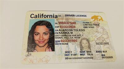 2013 Toyota Prius c   - Photo 7 - Lakewood, CA 90715