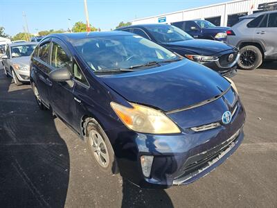 2014 Toyota Prius   - Photo 2 - Lakewood, CA 90715