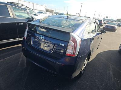 2014 Toyota Prius   - Photo 3 - Lakewood, CA 90715