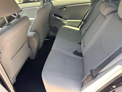 2015 Toyota Prius *   - Photo 8 - Lakewood, CA 90715