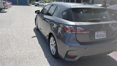 2015 Lexus CT 200h KEY #33 - Photo 13 - Lakewood, CA 90715