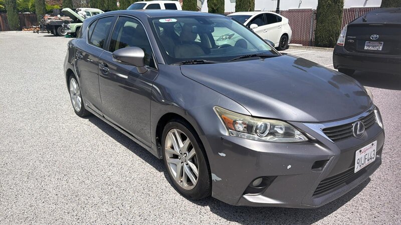 2015 Lexus CT 200h KEY #33   - Photo 1 - Lakewood, CA 90715