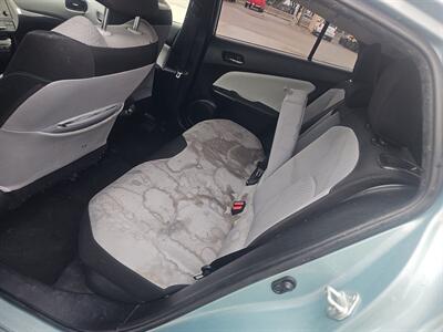 2019 Toyota Prius LE - Photo 9 - Lakewood, CA 90715
