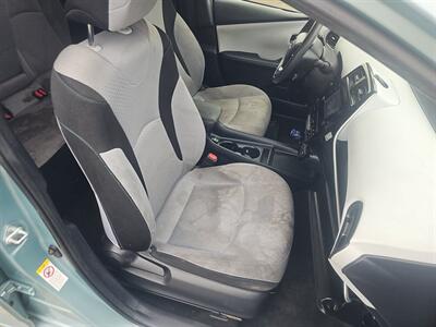 2019 Toyota Prius LE - Photo 7 - Lakewood, CA 90715