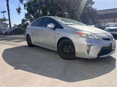 2014 Toyota Prius   - Photo 2 - Lakewood, CA 90715