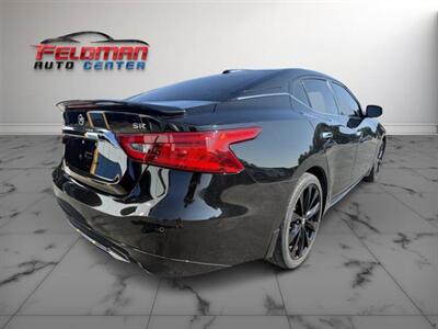 2017 Nissan Maxima 3.5 SR   - Photo 11 - Greensburg, IN 47240-9353