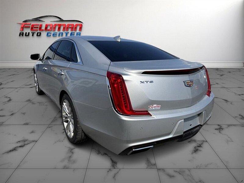 2019 Cadillac XTS Luxury  