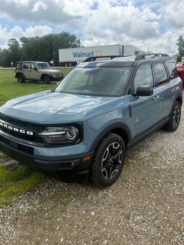 2023 Ford Bronco Sport Outer Banks   - Photo 1 - Greensburg, IN 47240-9353