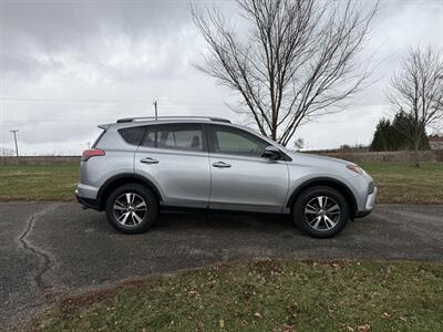 2018 Toyota RAV4 XLE - Photo 7 - Greensburg, IN 47240-9353