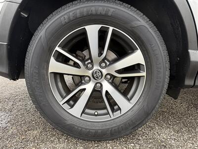 2018 Toyota RAV4 XLE - Photo 15 - Greensburg, IN 47240-9353