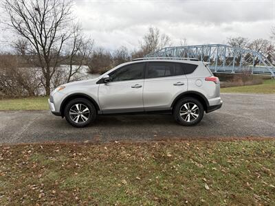 2018 Toyota RAV4 XLE - Photo 2 - Greensburg, IN 47240-9353