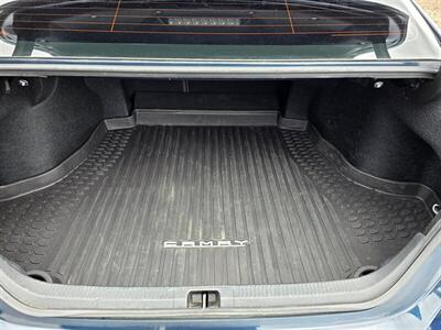 2018 Toyota Camry SE   - Photo 10 - Greensburg, IN 47240-9353