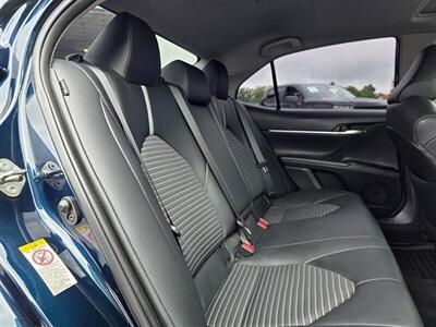 2018 Toyota Camry SE   - Photo 12 - Greensburg, IN 47240-9353