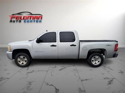 2010 Chevrolet Silverado 1500 LS  4x4 - Photo 2 - Greensburg, IN 47240-9353