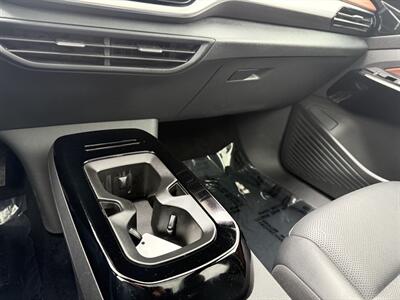 2021 Volkswagen ID.4 Pro S   - Photo 13 - Greensburg, IN 47240-9353