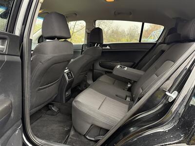2020 Kia Sportage LX   - Photo 18 - Greensburg, IN 47240-9353