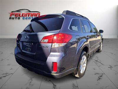 2013 Subaru Outback 2.5i Limited  AWD - Photo 5 - Greensburg, IN 47240-9353