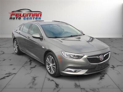 2018 Buick Regal Sportback Essence   - Photo 3 - Greensburg, IN 47240-9353