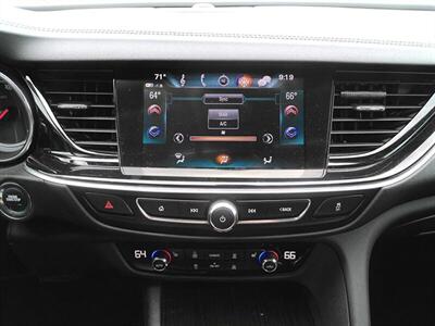 2018 Buick Regal Sportback Essence   - Photo 17 - Greensburg, IN 47240-9353