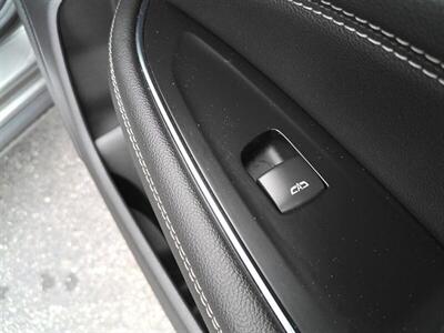 2018 Buick Regal Sportback Essence   - Photo 35 - Greensburg, IN 47240-9353