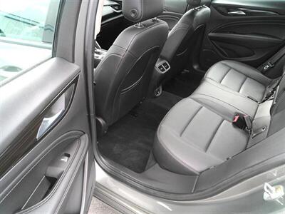 2018 Buick Regal Sportback Essence   - Photo 25 - Greensburg, IN 47240-9353