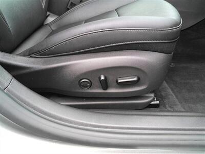 2018 Buick Regal Sportback Essence   - Photo 36 - Greensburg, IN 47240-9353