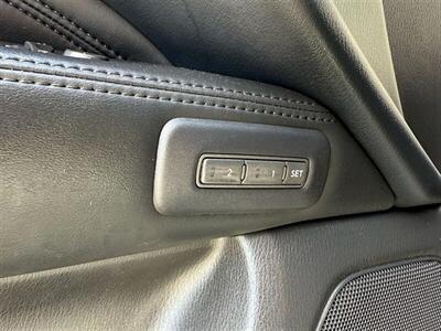 2015 INFINITI QX60 AWD   - Photo 19 - Greensburg, IN 47240-9353