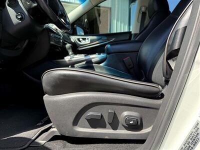2015 INFINITI QX60 AWD   - Photo 16 - Greensburg, IN 47240-9353