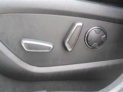 2019 Lincoln MKC Reserve   - Photo 18 - Greensburg, IN 47240-9353