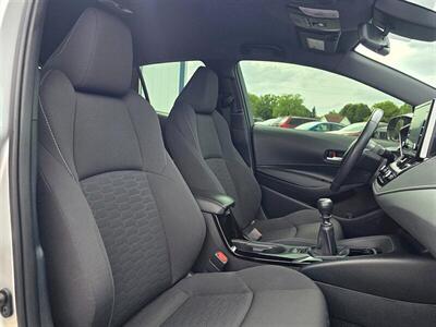 2020 Toyota Corolla Hatchback SE   - Photo 32 - Greensburg, IN 47240-9353